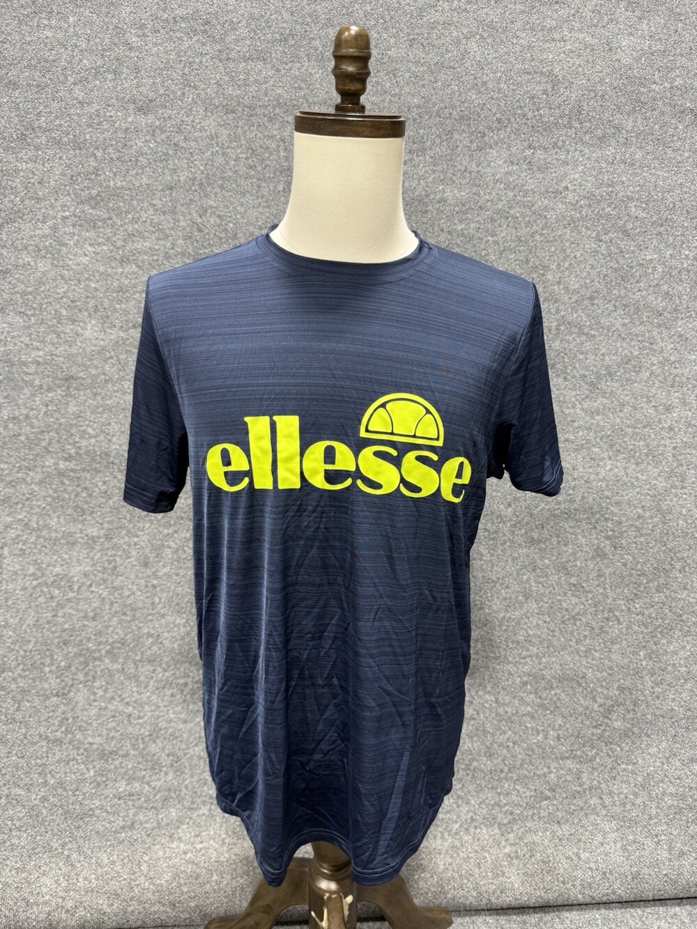 Ellesse Logo Athletic T Shirt Mens Large Blue Performance Short Sleeve Graphic